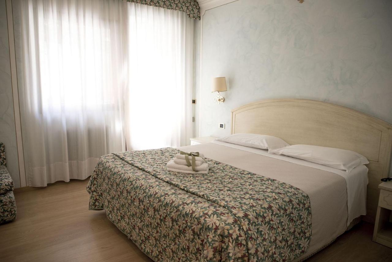 Comano Cattoni Holiday Ponte delle Arche Zewnętrze zdjęcie